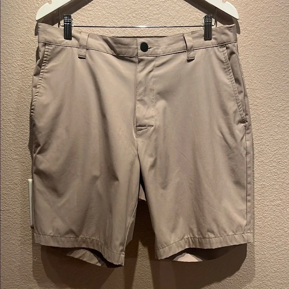 Banana Republic Men's Tan Shorts Performance Fabric Size 36